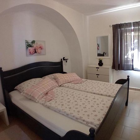 Vivi Studio Apartments Mali Lošinj Δωμάτιο φωτογραφία