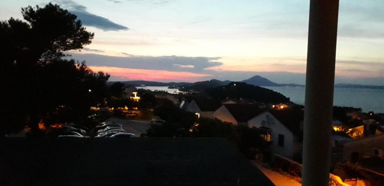 Vivi Studio Apartments Mali Lošinj Εξωτερικό φωτογραφία