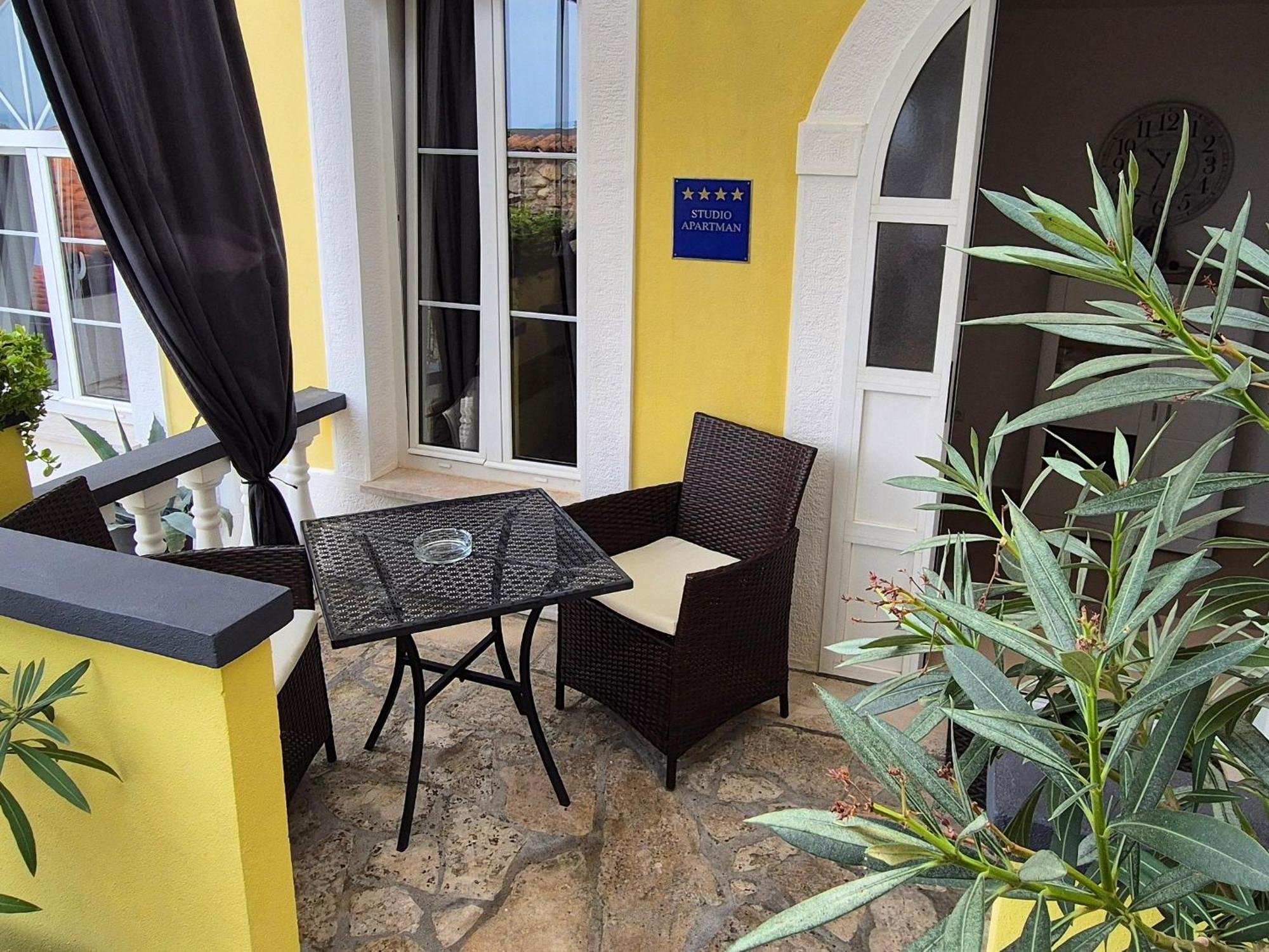 Vivi Studio Apartments Mali Lošinj Δωμάτιο φωτογραφία