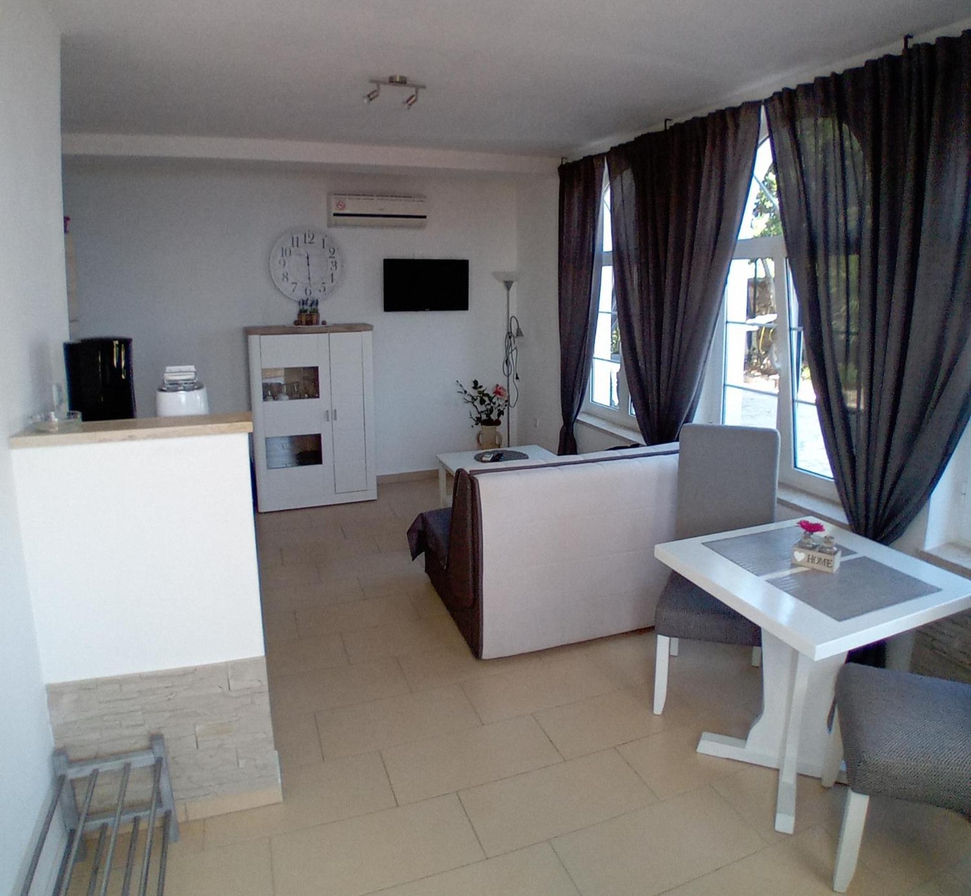 Vivi Studio Apartments Mali Lošinj Εξωτερικό φωτογραφία
